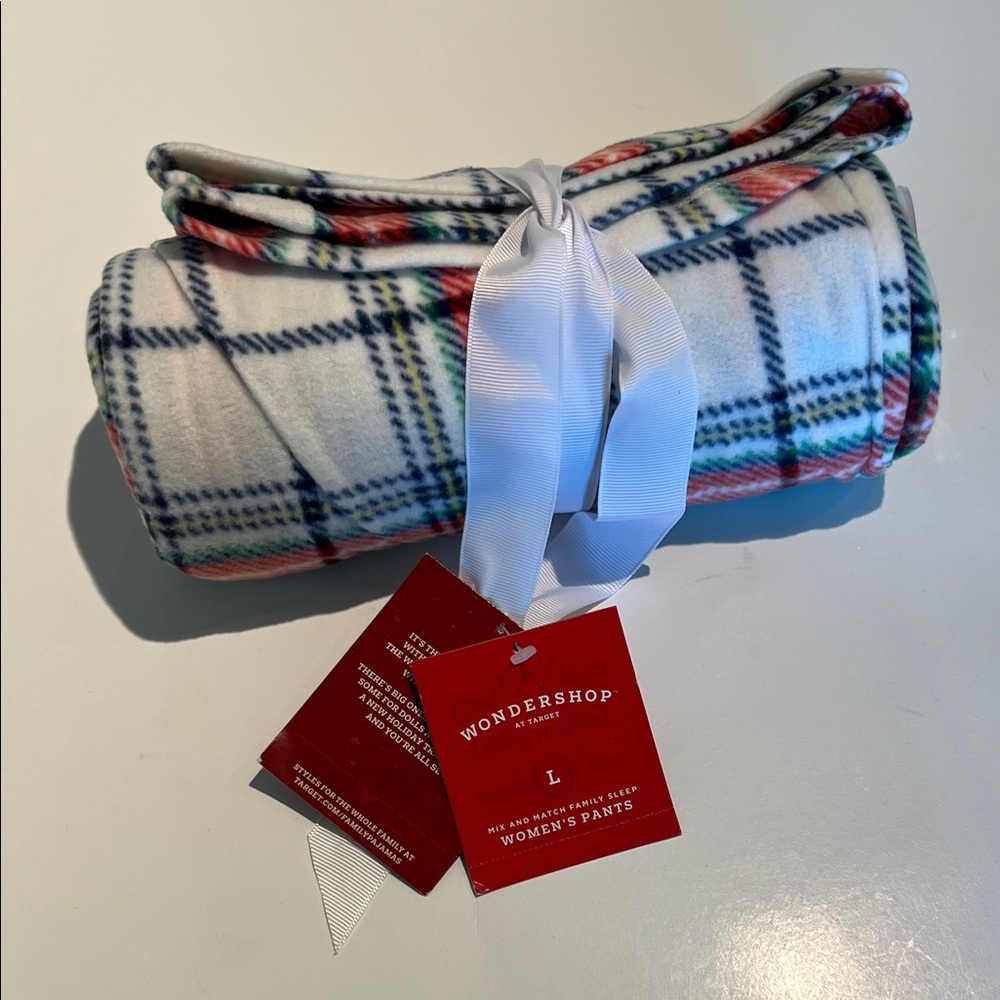Wondershop at Target Women’s Plaid Pajama Pants - Red, Blue, White Size L